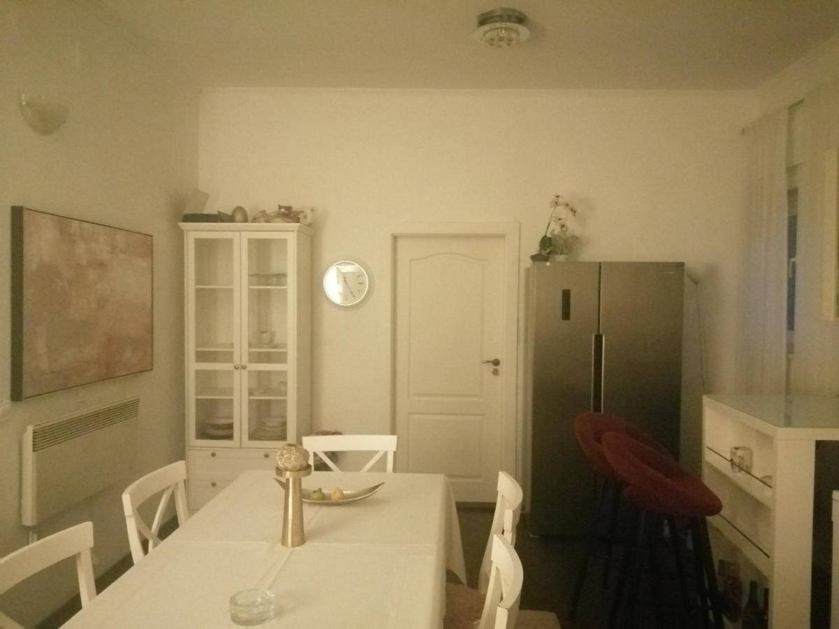 Apartments Rogic ザダル エクステリア 写真